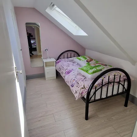 Eden Lodge Apartament *
